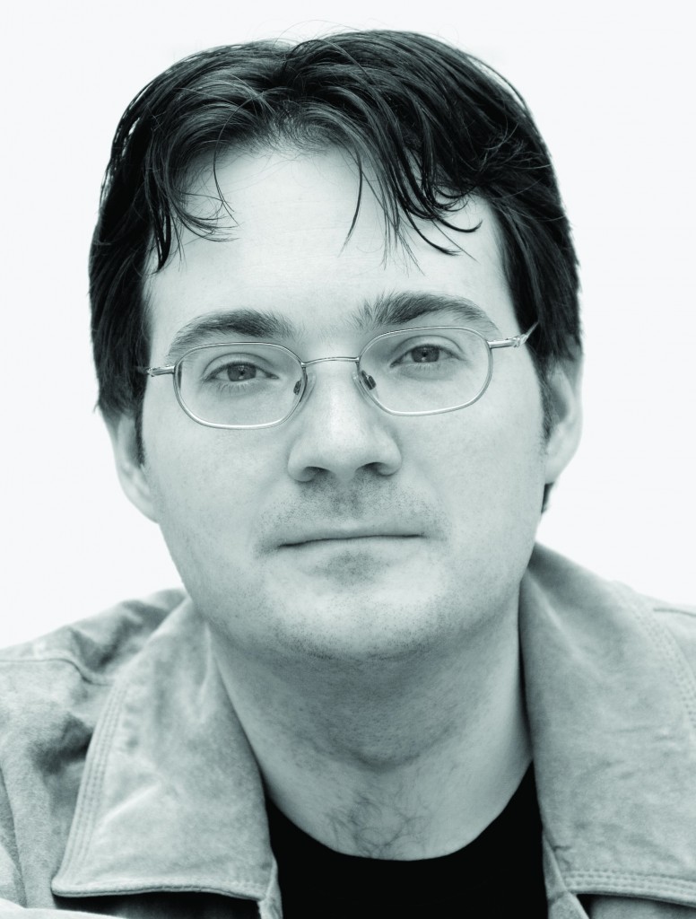 Brandon-Sanderson-author-photo-776x1024